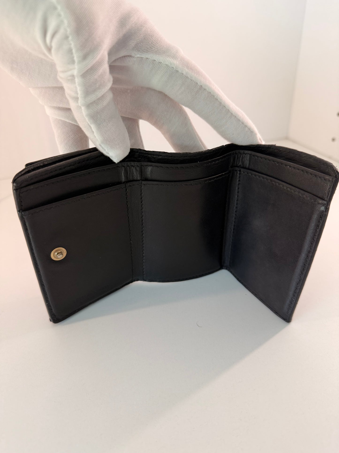 Black Bottega Veneta Men’s (Unisex) Tri-Fold Wallet