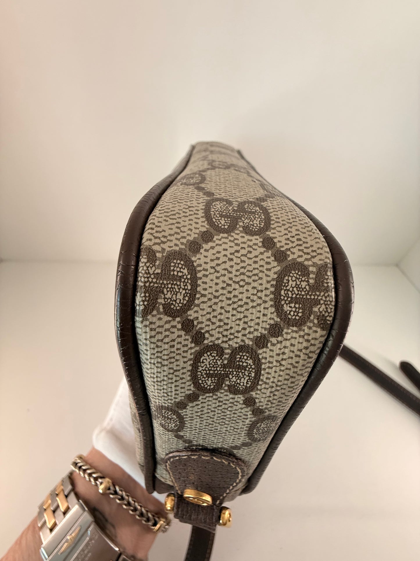 Vintage Rare Gucci GG Supreme Shoulder/Crossbody Bag, Pochette