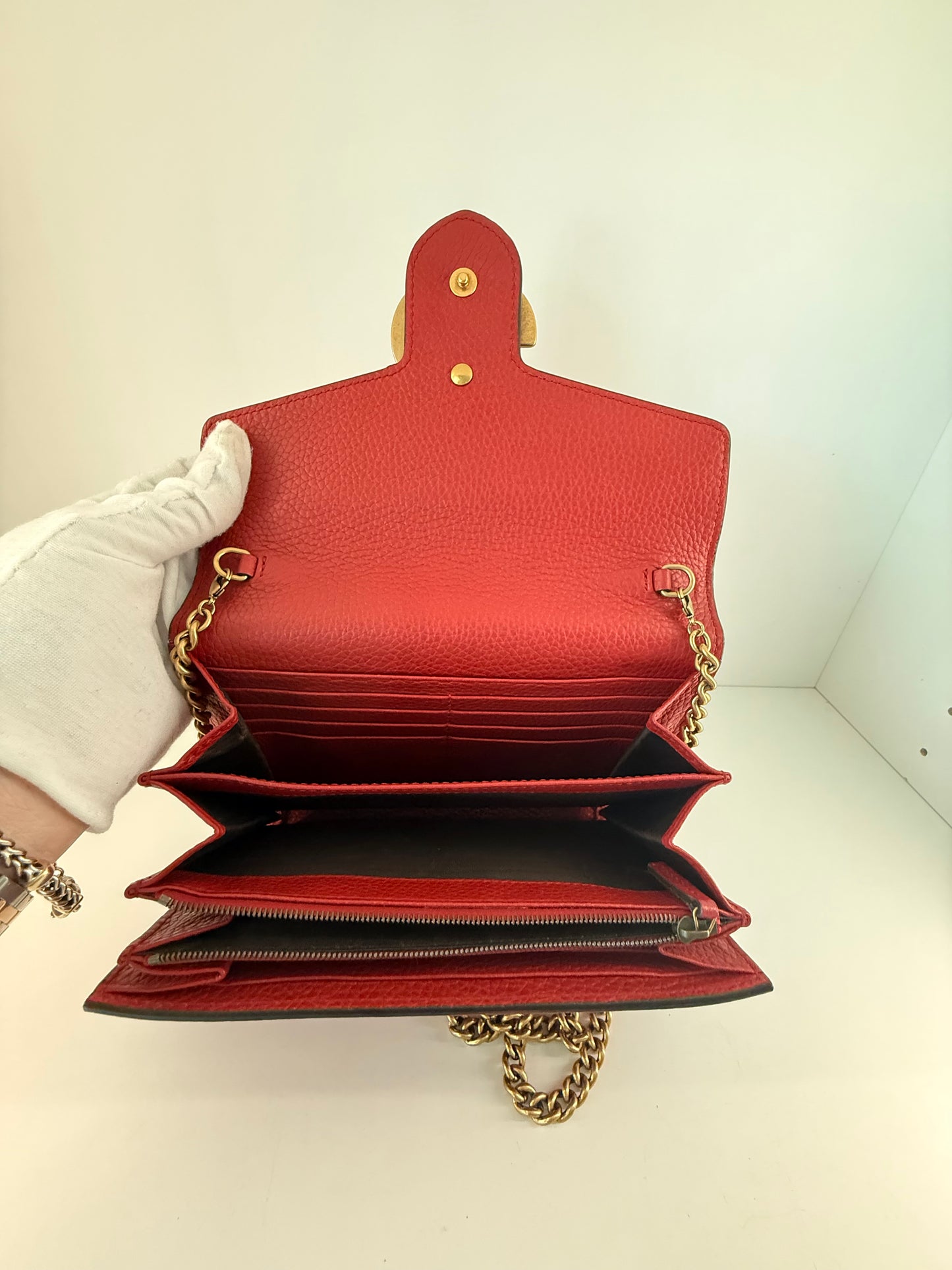 Authentic Gorgeous Red Gucci Marmont Wallet On Chain