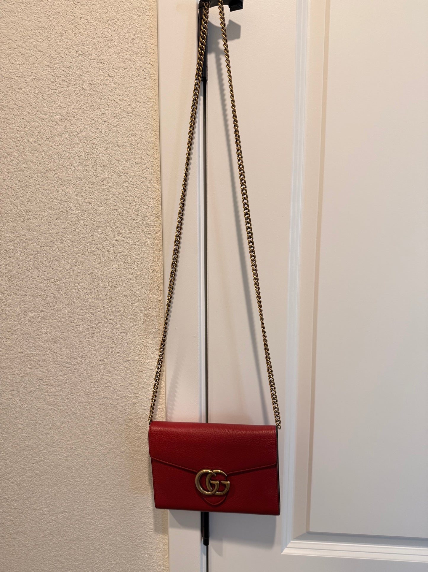 Authentic Gorgeous Red Gucci Marmont Wallet On Chain
